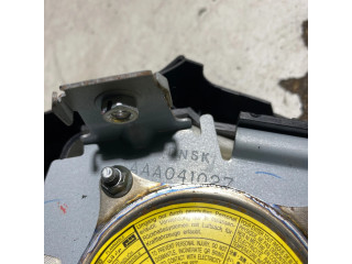 Подушка безопасности водителя AAA041027   Mazda 5
