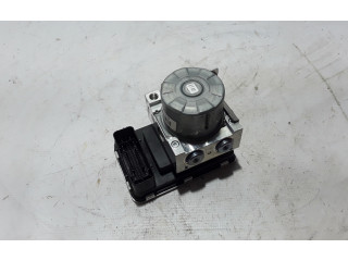 Jednotka ABS 32214772   Volvo V60 2020