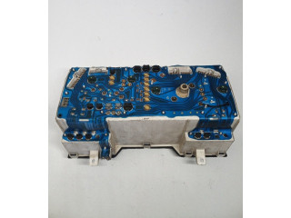 Панель приборов 8310095P39, 69160-210   Toyota Hiace (H50, H60, H70)       