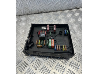 Блок предохранителей  1K0937820B, 1T1937070A   Volkswagen Touran II    