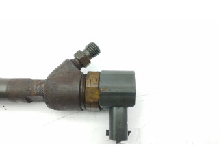 Форсунка 338002A800, 2041905242305    Hyundai i40 для дизельного двигателя  1.7