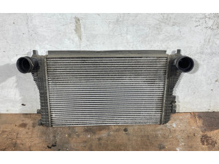Интеркулер  1k0145803e   Volkswagen Golf Plus 