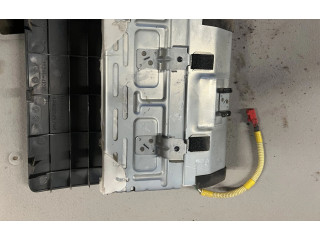 Pojistková skříňka Надувная подушка для пассажира MR402925, MR240240   Mitsubishi L200 2004