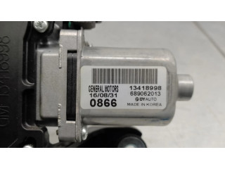 Моторчик заднего дворника 13418998, 689062013    Opel Astra K