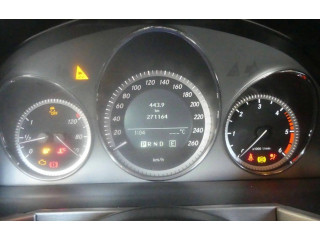 Přístrojová deska  Mercedes-Benz GLK (X204) 2011 A2049002105, IMPRK1115811  