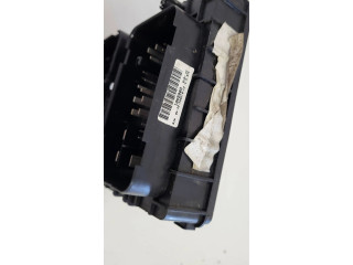   Pojistková skříňka 01394932, D002A01   Seat Toledo III (5P) 2005
