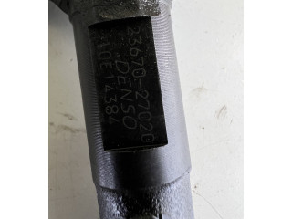 Форсунка 2367027020, 236702702    Toyota RAV 4 (XA20)   