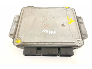 Řídící jednotka 5M6112A650BA, 0281012530   Mazda 3 I 2006