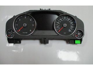 Панель приборов 7P6920983D   Volkswagen Touareg II       