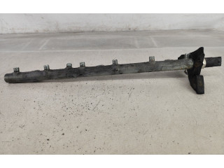 Vstřikovací lišta 0445216002   BMW 5 E39     