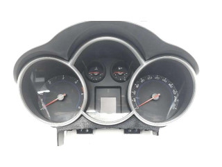 Přístrojová deska  Chevrolet Cruze 2012 95472851  
