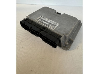 Vstřikovací čerpadlo 90589739, 28SA3740   Opel Frontera B     