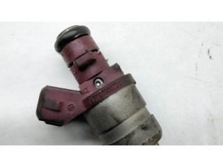 Vstřikovač A2710780023   Mercedes-Benz E W211  pro benzínový motor 1.8  