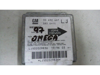 Блок подушек безопасности 90492467LJ   Opel Omega B1