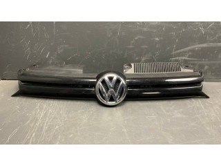 Верхняя решётка Volkswagen Golf VI 2008-2013 года 5K0853651, 5K0853653      