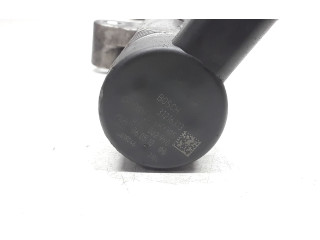 Vstřikovač 31272896, 31303238   Volvo C70    D5204T5 