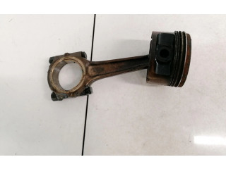 Píst    Peugeot 406     