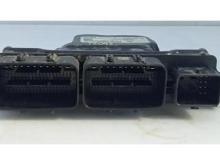 Блок управления двигателя 237107894S, 0281039177   Dacia Lodgy