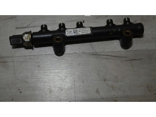 Топливная рампа 9685297580   Peugeot Partner  