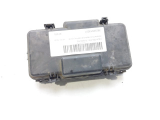  Pojistková skříňka 38230ST3E01   Honda Civic 2001