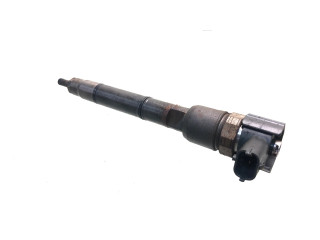 Vstřikovač 338002A900, 0445110320   Hyundai i30  pro naftový motor 1.6  
