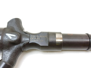 Vstřikovač 2367030400   Toyota Hilux (AN10, AN20, AN30)  pro naftový motor 3.0  