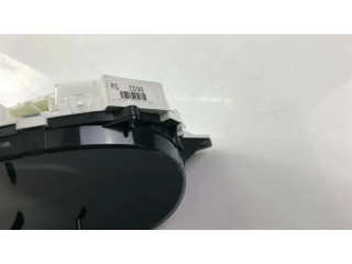 Панель приборов PGCD98, P2463   Mazda 5       