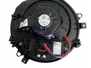 Вентилятор печки    5WC819021, CZ0160601500   Volkswagen Golf VIII