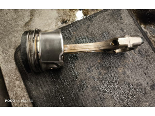  Поршень с шатуном  02647, 02646  Toyota RAV 4 (XA30)  