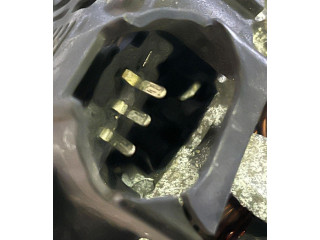 Генератор 37300-2B700, 37300-2B700   Hyundai ix20      