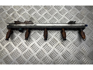 Vstřikovací lišta 9186942, 2355146   Volvo XC70     