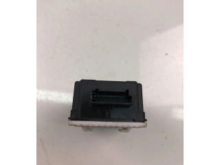 Другие блоки управления / модули 3716052R00, NO731   Suzuki Swift