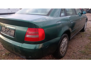 Вентилятор радиатора     058121301B    Audi A4 S4 B5 8D 1.6