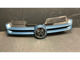 Верхняя решётка Volkswagen Golf V 2003-2009 года 1K0853655A, 1T0853601A      