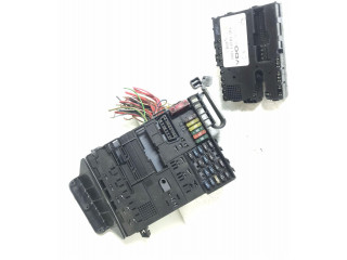 Блок предохранителей 0010383V022, 0006090V00   Smart ForTwo I    