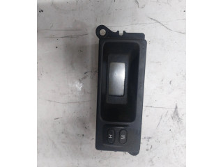 Дисплей    YFB100380, 52010215C   Land Rover Freelander
