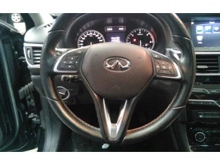 Volant Infiniti QX30 2016   