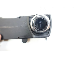 Блок управления климат-контролем 8893304828, 8893304828   Lynk & co 01