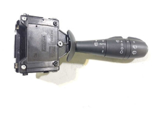 Ручка стеклоочистителей 255675887R   Renault Captur