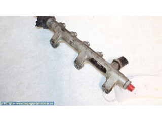 Vstřikovací lišta 8200023961   Renault Master II     