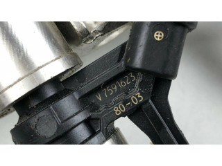 Vstřikovač 7592426   BMW 1 F20 F21  pro benzínový motor 1.6  