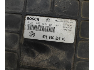 Řídící jednotka 021906258AG, 0261203108   Volkswagen Corrado 1994