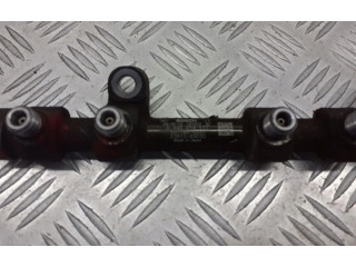 Vstřikovací lišta 23810-33030   Toyota Auris 150     