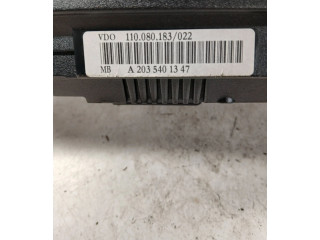 Přístrojová deska  Mercedes-Benz C W203 2003 A2035401347, 110080183  