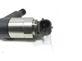 Форсунка 55570012    Opel Meriva B   