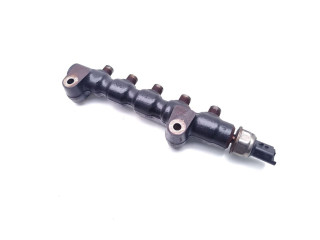 Топливная рампа 9654592680   Peugeot 207   для двигателя 9HX(DV6ATED4)