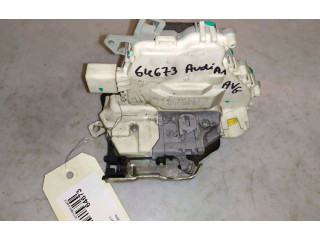 Zpětné zrcátko  Audi A1 2010  8J1837015F, 8J1837015F  