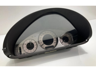 Přístrojová deska  Mercedes-Benz CLK A209 C209 2006 A2095400047, 110080291  