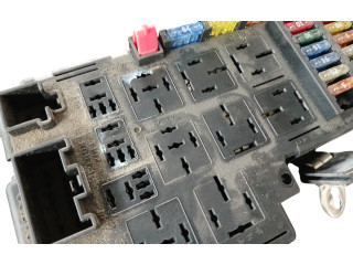   Pojistková skříňka 8637841, 518323324   Volvo V70 2003