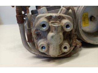 Vstřikovací lišta 026133353, 0438121011   Audi 80 90 B3     